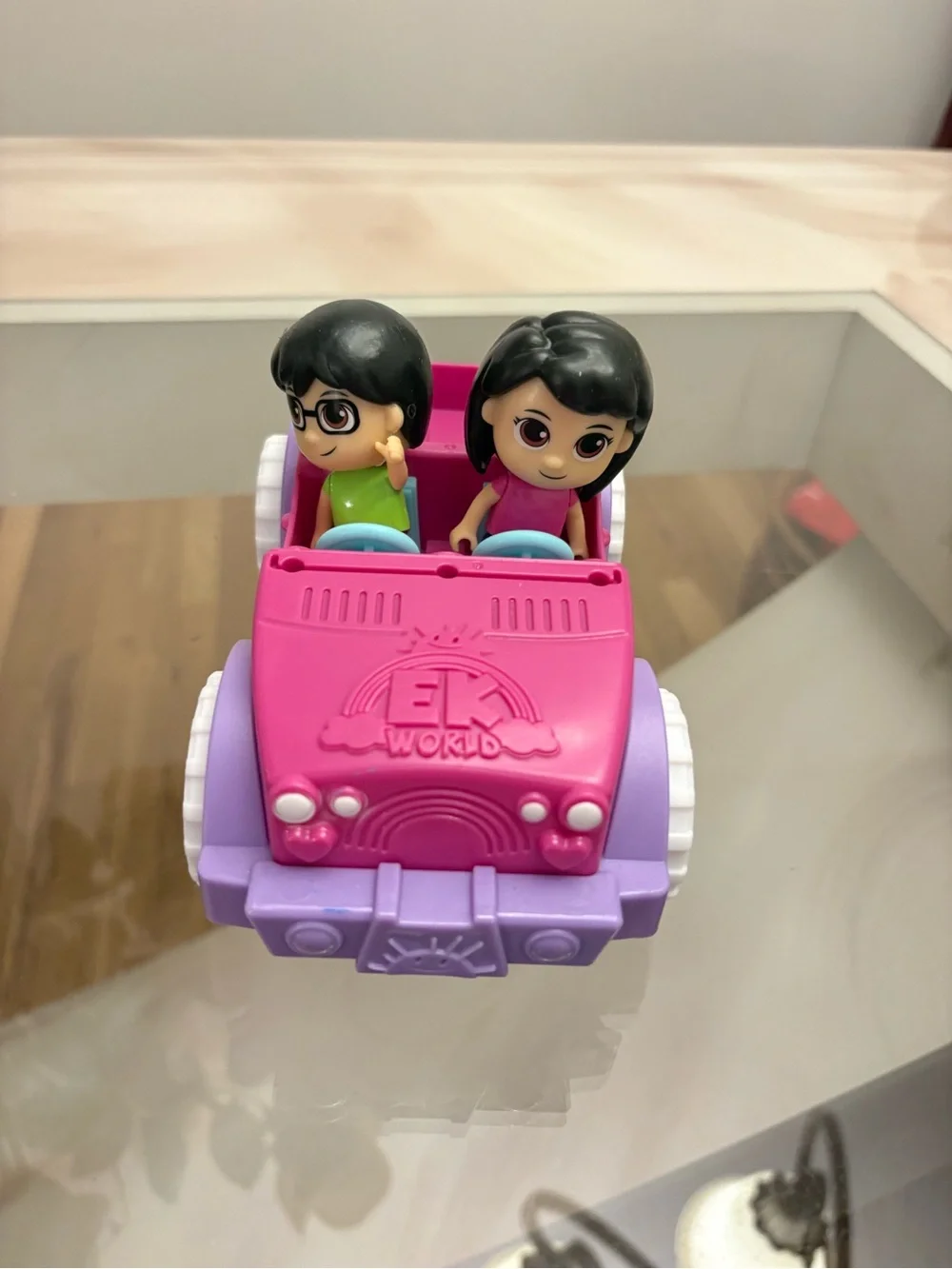 Ryan's World Emma Kate Posable Action Figures with Jeep Play Set